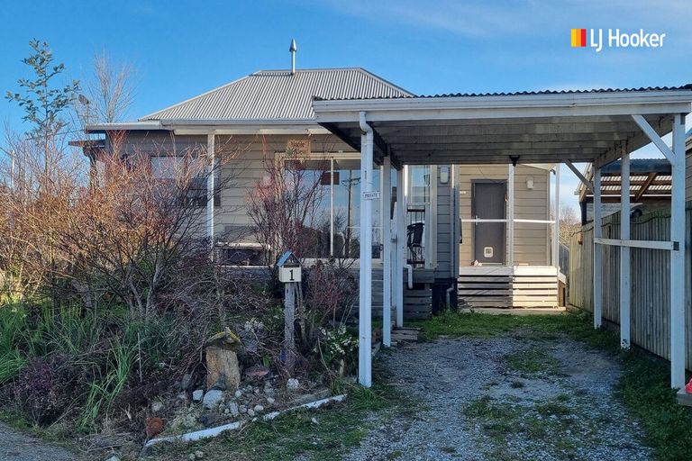 Photo of property in 1 Gilligan Street, Palmerston, 9430