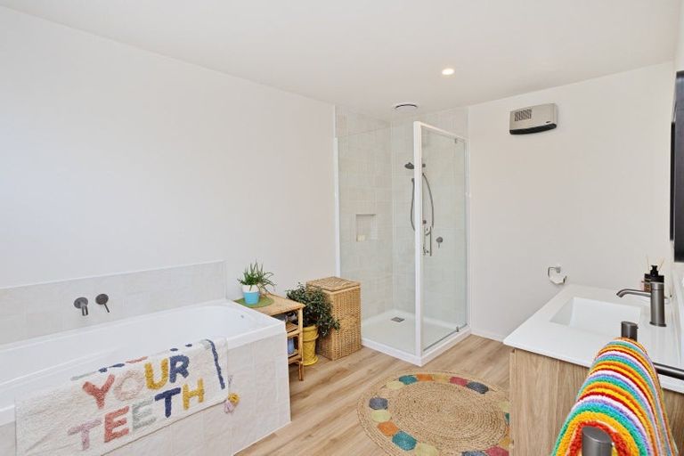 Photo of property in 32 Duke Street, Gladstone, Invercargill, 9810