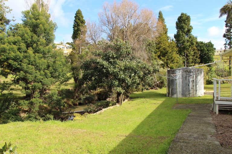 Photo of property in 29 Paradise Road, Coopers Beach, 0420