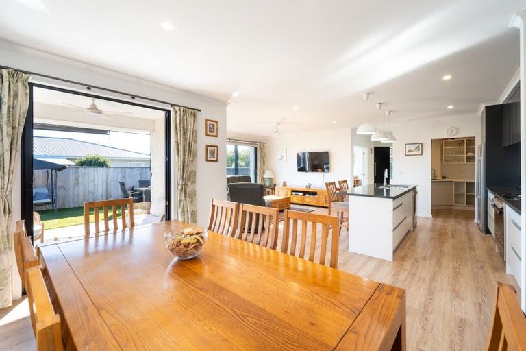 Photo of property in 85 Arataki Road, Havelock North, 4130