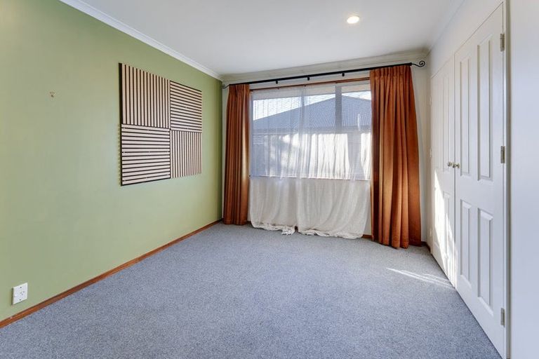 Photo of property in 7 Holcroft Place, Stoke, Nelson, 7011