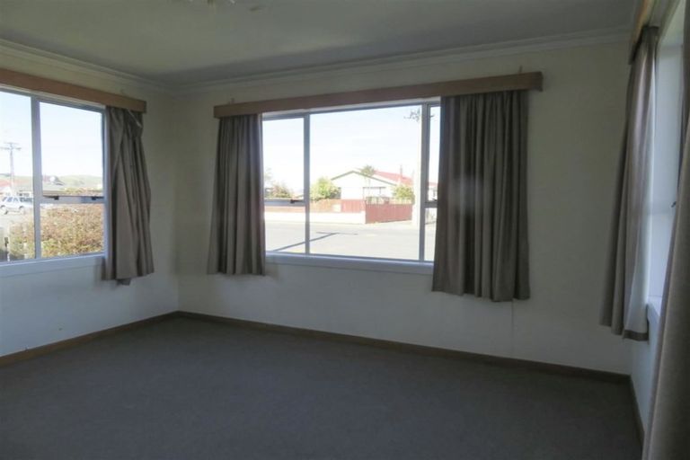 Photo of property in 99 Kitchener Street, Gore, 9710