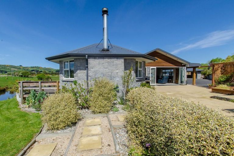 Photo of property in 28 Holyport Close, Fairfield, Dunedin, 9018