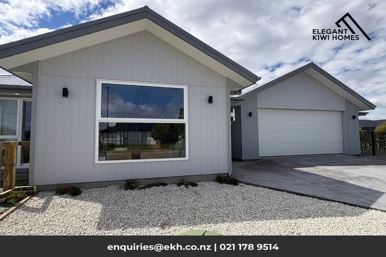 Photo of property in 35 Navarra Road, Halswell, 8025