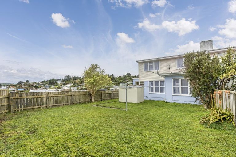Photo of property in 43-45 Westmeath Street, Waitangirua, Porirua, 5024