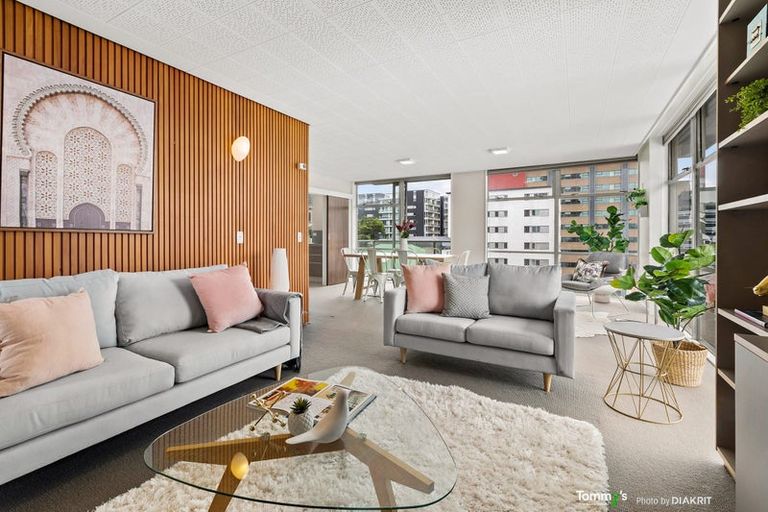 Photo of property in Jellicoe Towers, 191 The Terrace, Wellington Central, Wellington, 6011