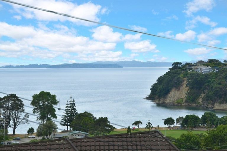 Photo of property in 35 Totara Road, Stanmore Bay, Whangaparaoa, 0932