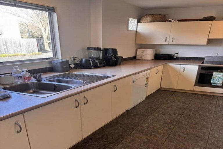 Photo of property in 2/1 Cross Street, Phillipstown, Christchurch, 8011