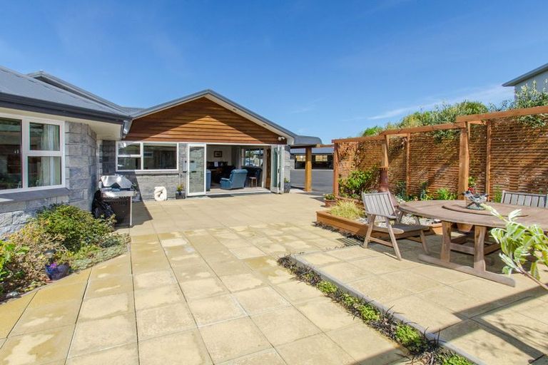 Photo of property in 28 Holyport Close, Fairfield, Dunedin, 9018