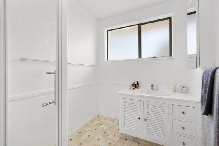 Photo of property in 2/99 Saint Martins Road, Saint Martins, Christchurch, 8022