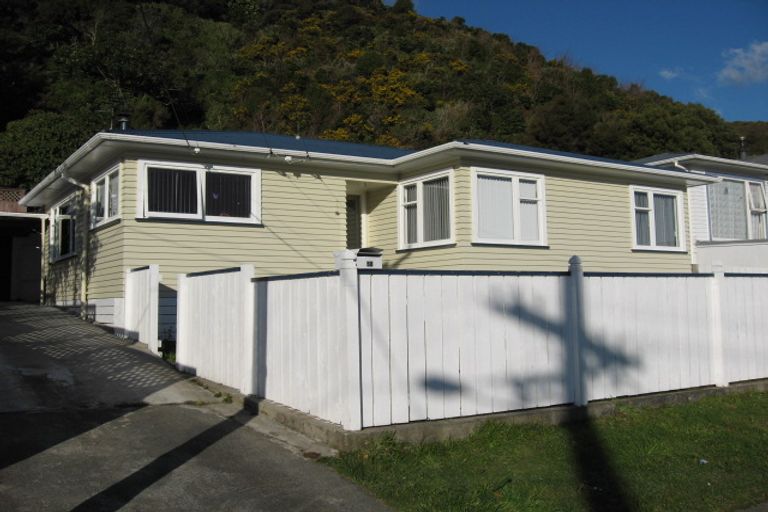 Photo of property in 53 Petrie Street, Wainuiomata, Lower Hutt, 5014