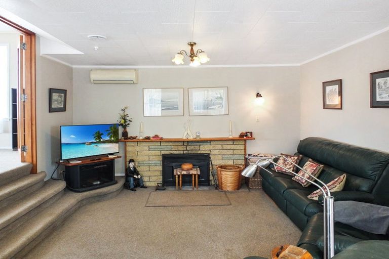 Photo of property in 14 Mack Street, Foxton Beach, Foxton, 4815