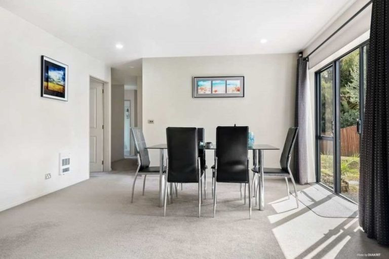 Photo of property in 13 Columbia Place, Albany, Auckland, 0632