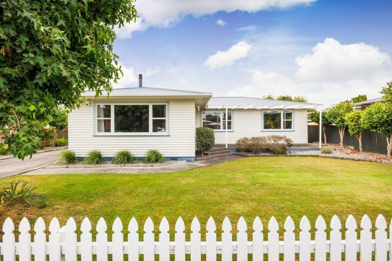 Photo of property in 23 Anglesey Place, Awapuni, Palmerston North, 4412