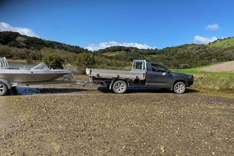 Photo of property in 114a Ranui Road, Karetu, 0283