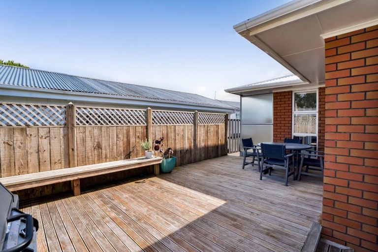 Photo of property in 21 Montjoy Street, Stratford, 4332