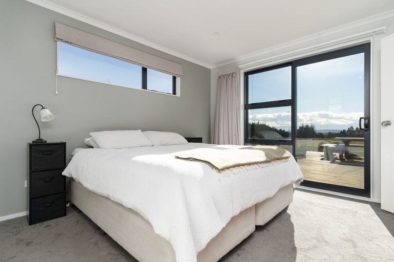 Photo of property in 24 Fraters Road, Martinborough, 5781
