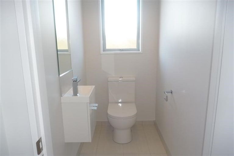 Photo of property in 17 Blaenavon Lane, Halswell, Christchurch, 8025