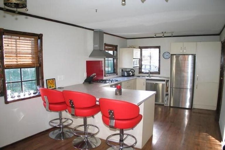 Photo of property in 2/85 Meadway, Sunnyhills, Auckland, 2010