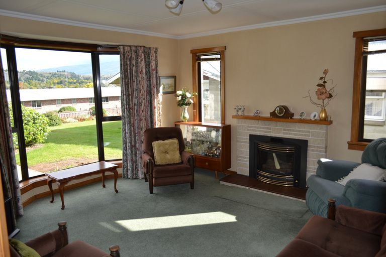 Photo of property in 67 Royal Terrace, Alexandra, 9320