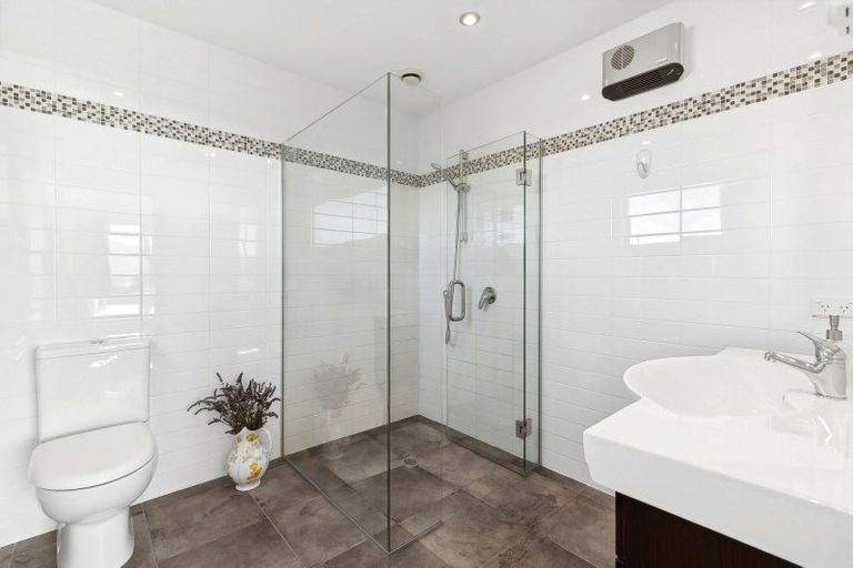 Photo of property in 29 Kelliher Drive, Wanaka, 9305