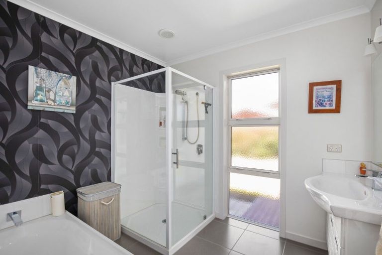 Photo of property in 8 Quail Close, Alexandra, 9320