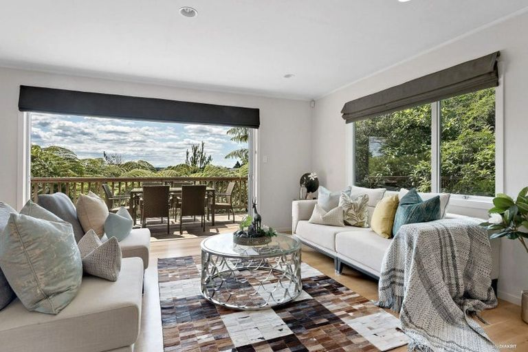 Photo of property in 2/31 Rangatira Road, Birkdale, Auckland, 0626