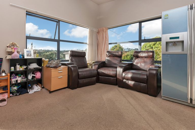 Photo of property in 79c Verbena Road, Birkdale, Auckland, 0626