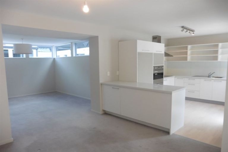 Photo of property in 4/7 Highgate Avenue, Merivale, Christchurch, 8014
