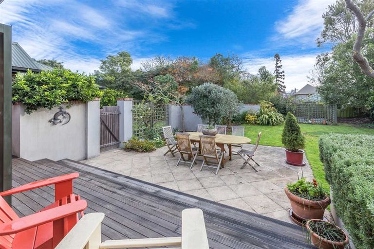 Photo of property in 14 Aylmer Street, Somerfield, Christchurch, 8024