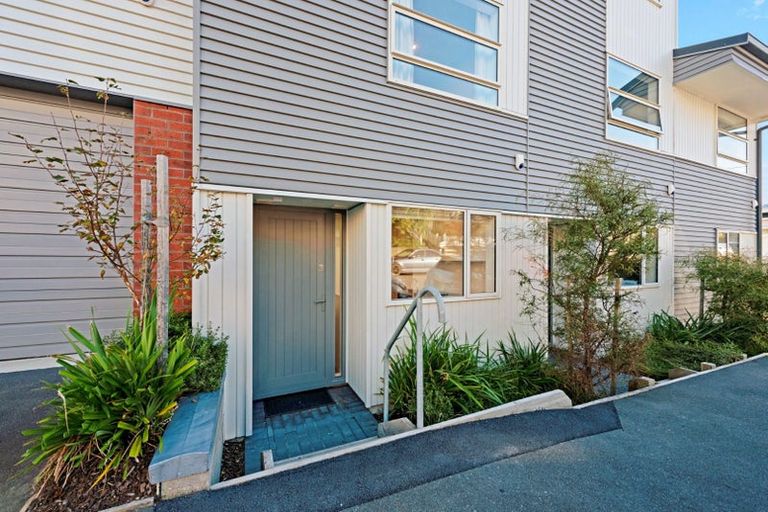 Photo of property in 3/24 Princess Terrace, Newtown, Wellington, 6021
