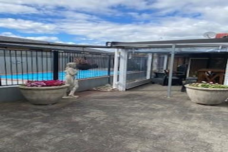 Photo of property in 61 Cedar Drive, Paraparaumu Beach, Paraparaumu, 5032