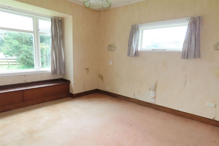 Photo of property in 328 Arapaepae Road, Levin, 5571