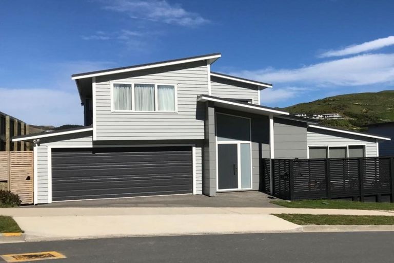 Photo of property in 14 Crompton Avenue, Churton Park, Wellington, 6037