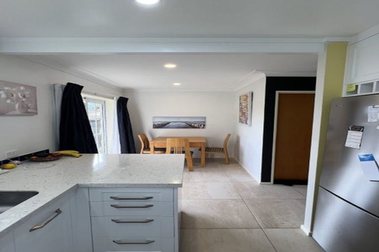 Photo of property in 4/2 Tampin Road, Hillpark, Auckland, 2102