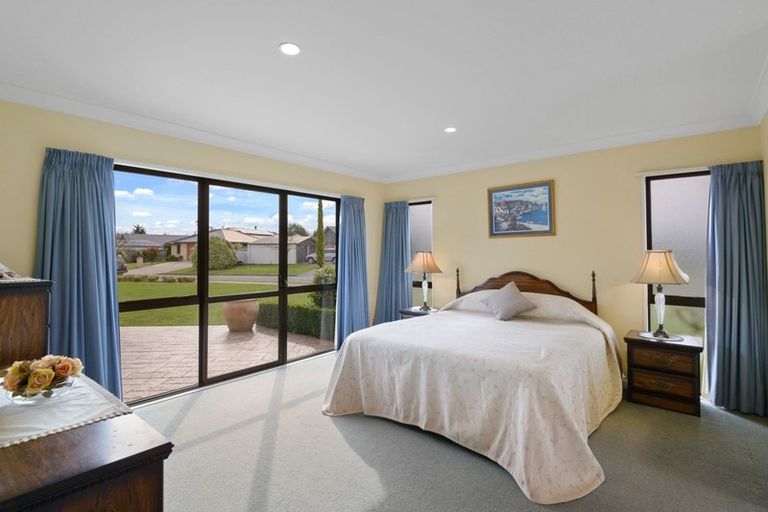 Photo of property in 3 Devon Crescent, Darfield, 7510