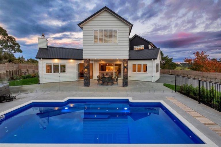 Photo of property in 118 Elmore Road, Lucas Heights, Albany, 0793