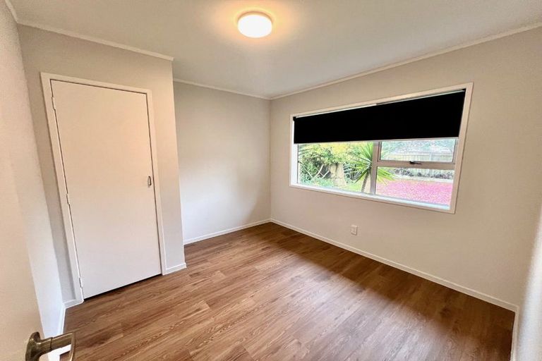 Photo of property in 36 Challen Close, Conifer Grove, Takanini, 2112