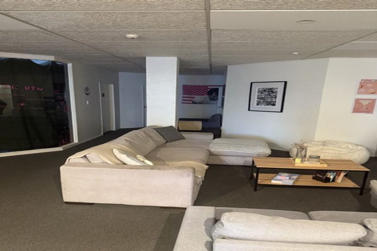 Photo of property in 1/8 Lipman Street, Mount Victoria, Wellington, 6011