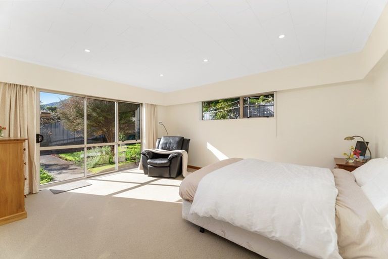 Photo of property in 109 Winara Avenue, Waikanae, 5036