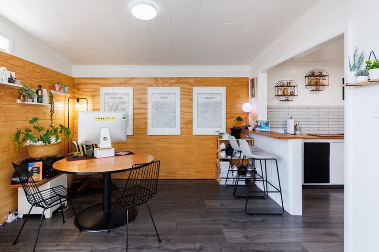 Photo of property in 1/19 Keeling Street, West End, Palmerston North, 4412