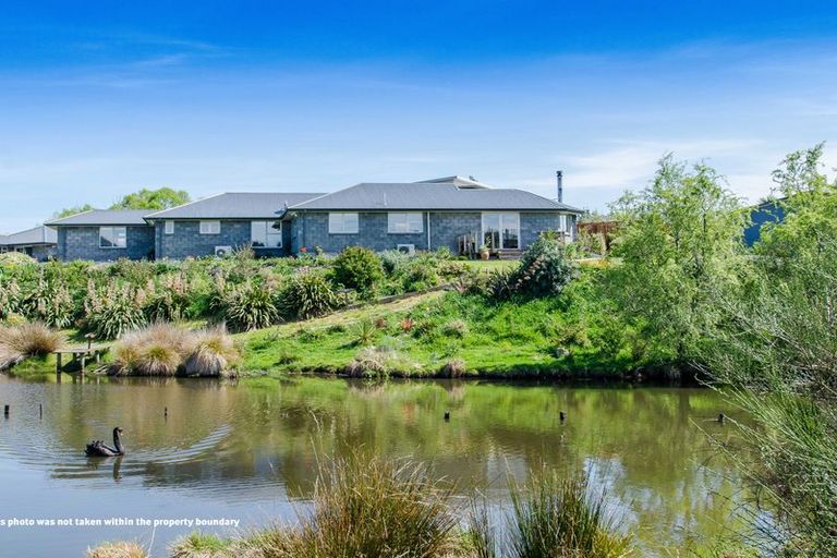 Photo of property in 28 Holyport Close, Fairfield, Dunedin, 9018