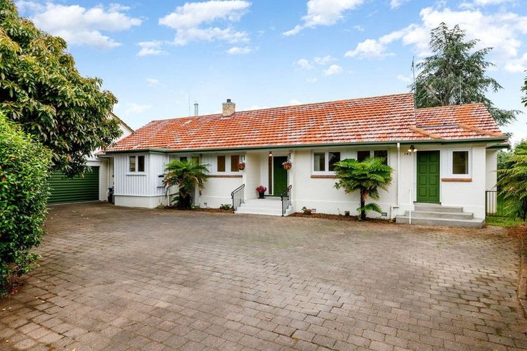 Photo of property in 142 Williams Street, Cambridge, 3434