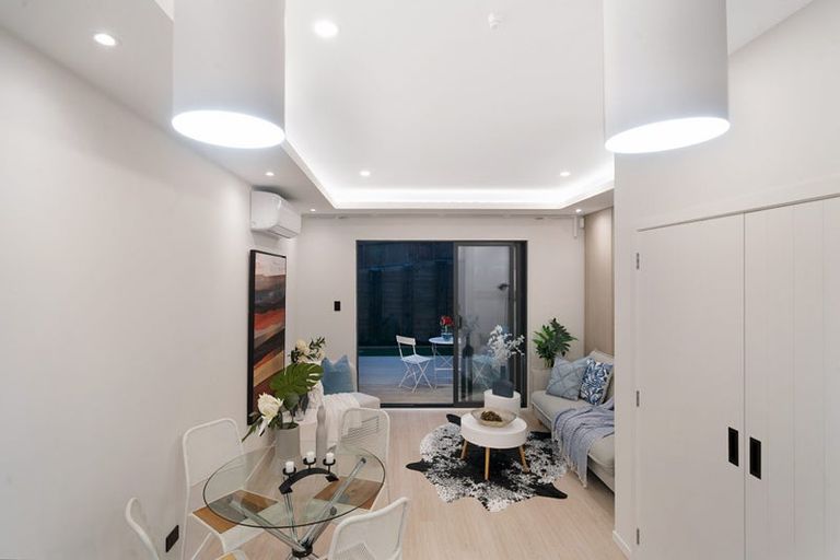 Photo of property in 9/52 Newington Road, Henderson, Auckland, 0612