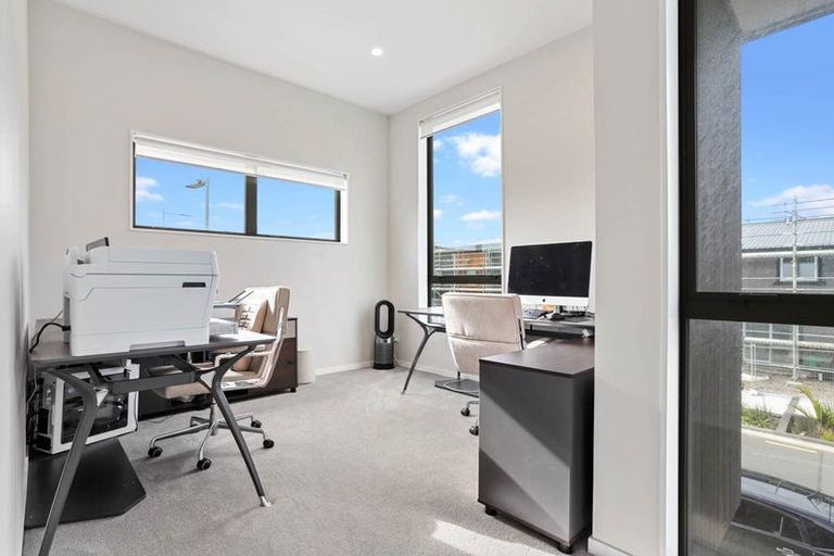 Photo of property in 62 Wallace Road, Hobsonville, Auckland, 0616