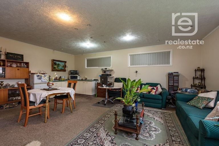 Photo of property in 62 Hinemoa Street, Paraparaumu, 5032