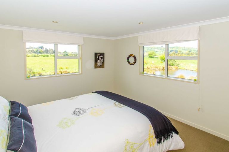 Photo of property in 28 Holyport Close, Fairfield, Dunedin, 9018