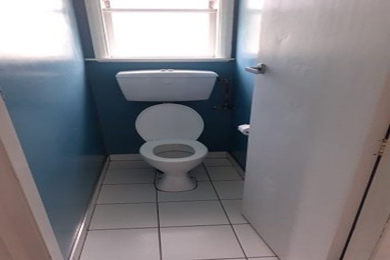 Photo of property in 39 Kenney Crescent, Fairfield, Hamilton, 3214