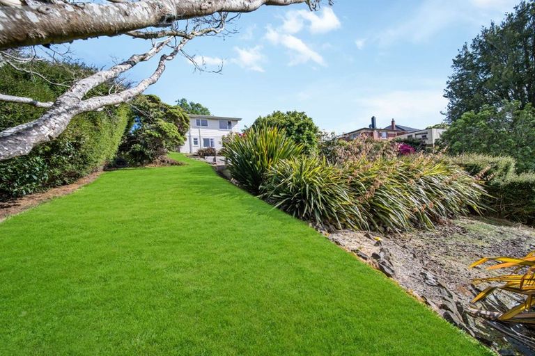 Photo of property in 106 Centennial Avenue, Helensburgh, Dunedin, 9010