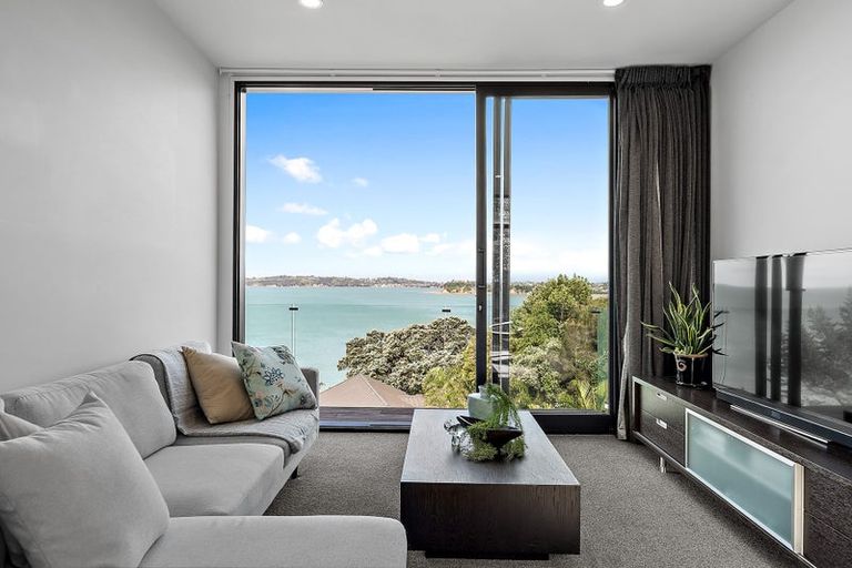 Photo of property in 11a Duncansby Road, Stanmore Bay, Whangaparaoa, 0932